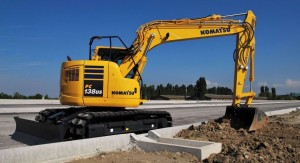 komatsu-pc138us-10-short-tail-swing-hydraulic-excavator-photo-2-1383663814